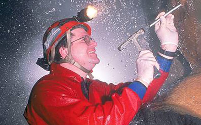 Taylor to talk caving at Auburn learning institute