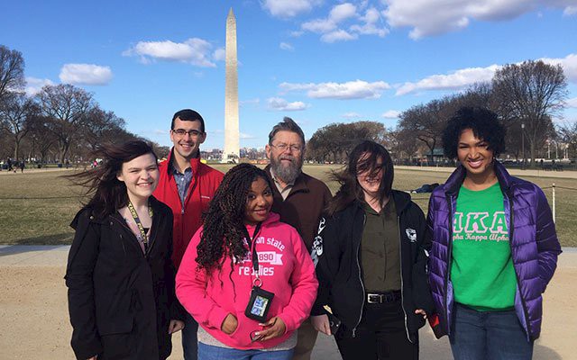 Students visit Washington D.C. during spring break